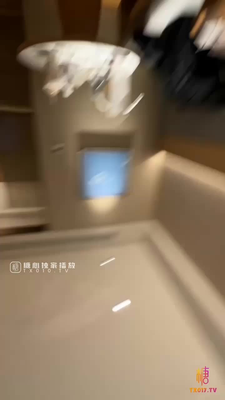 #西门大官人【性奴母狗】挨操合集上-风骚御姐 极品上司 你pick谁？【性奴母狗】挨操合集下-调教抽打 撕烂丝袜插入 你喜欢那种？