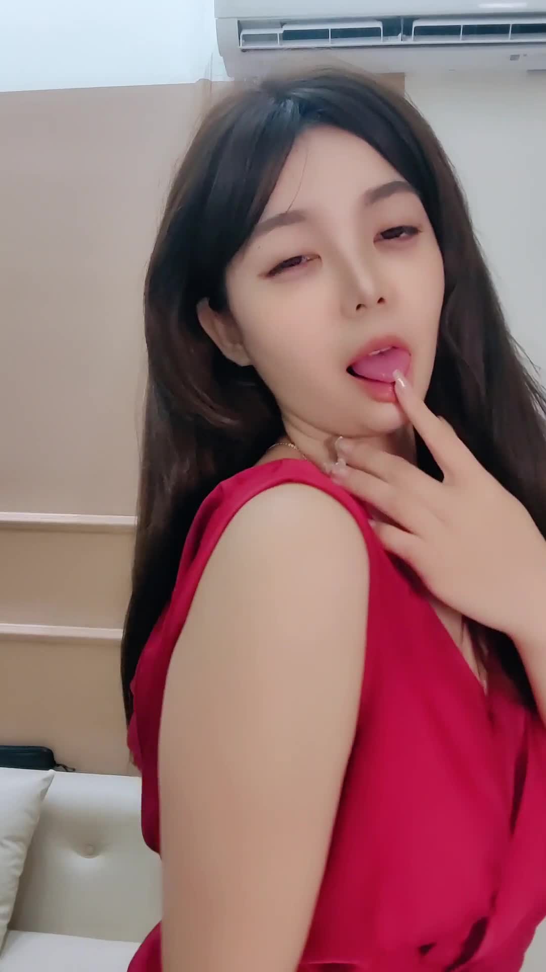 +bn-iuTuy-5YzZjdk 完整版视频入口点我