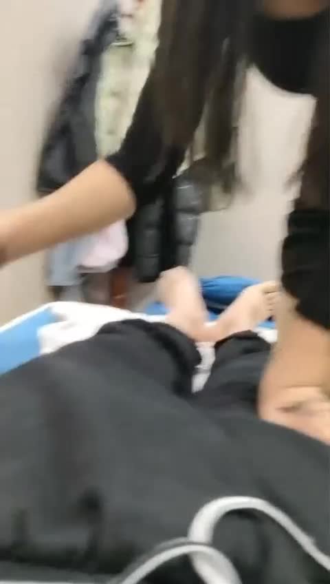 #直播 漂亮按摩女，加钱直接内射点此查看更多