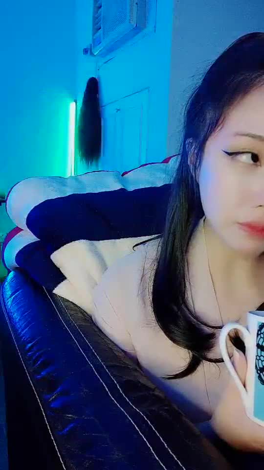 +bn-iuTuy-5YzZjdk 完整版视频入口点我