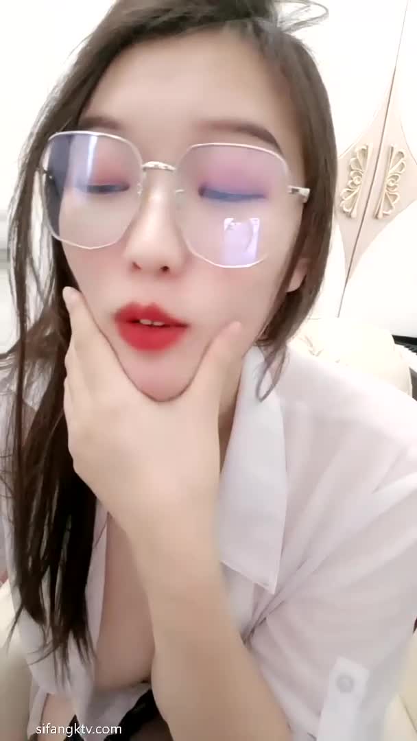 #巨乳 #微胖天花板 #直播点此查看更多