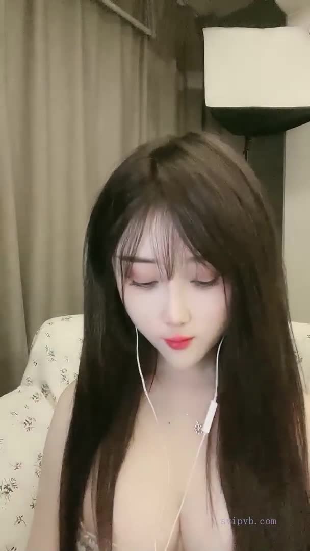 #白茶 女神主播终于突破自我