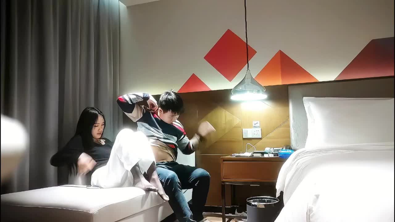 +bn-iuTuy-5YzZjdk 完整版视频入口点我