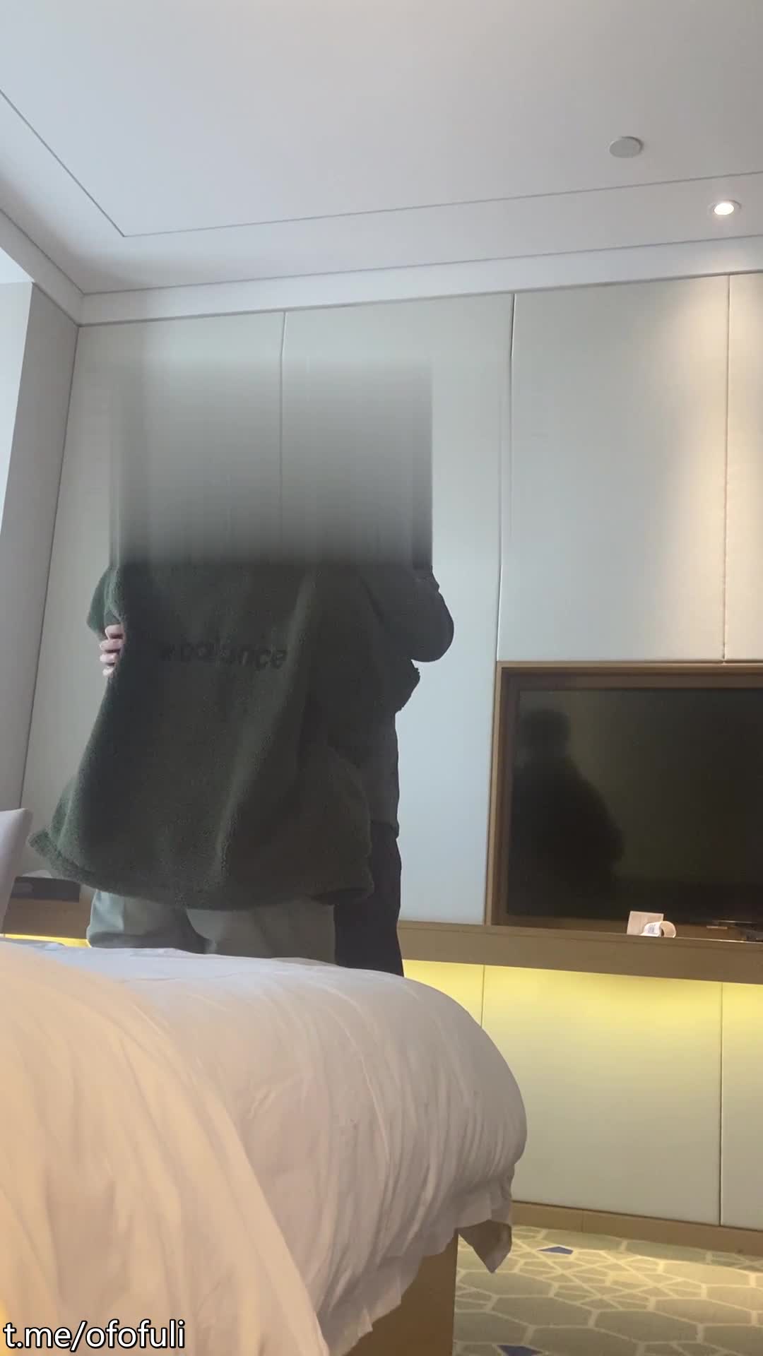 +bn-iuTuy-5YzZjdk 完整版视频入口点我