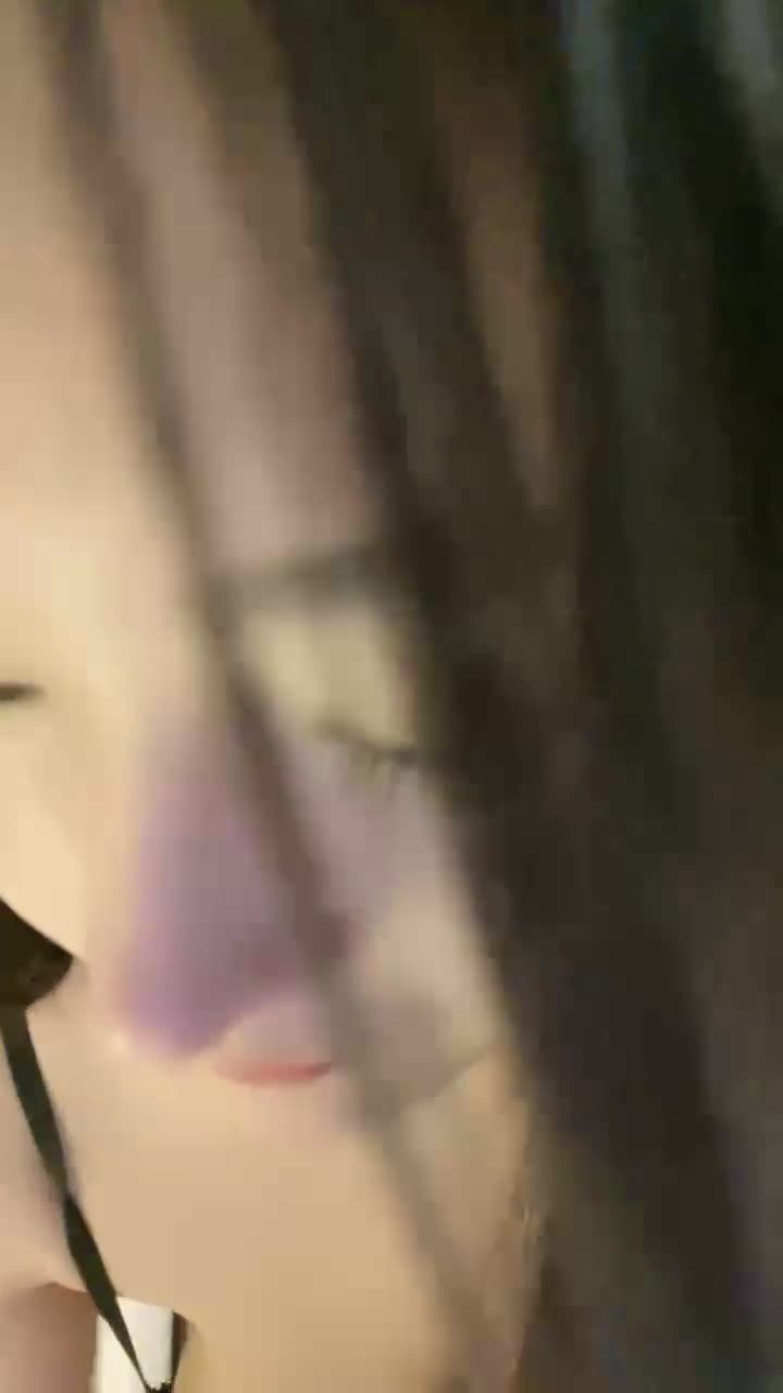 #上海西西 巨乳主播酒店大战速游VPN跑满千兆只做最快