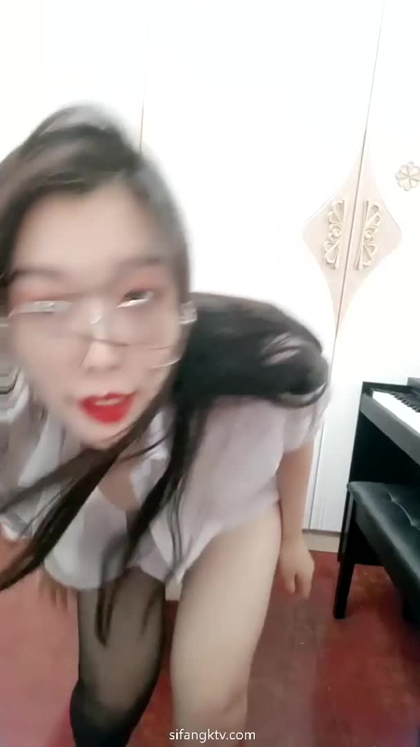 #巨乳 #微胖天花板 #直播点此查看更多