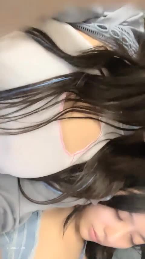 #恩惠 携闺蜜一起大秀