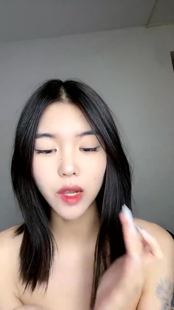 極品主播群魔亂舞美直播福利20230525