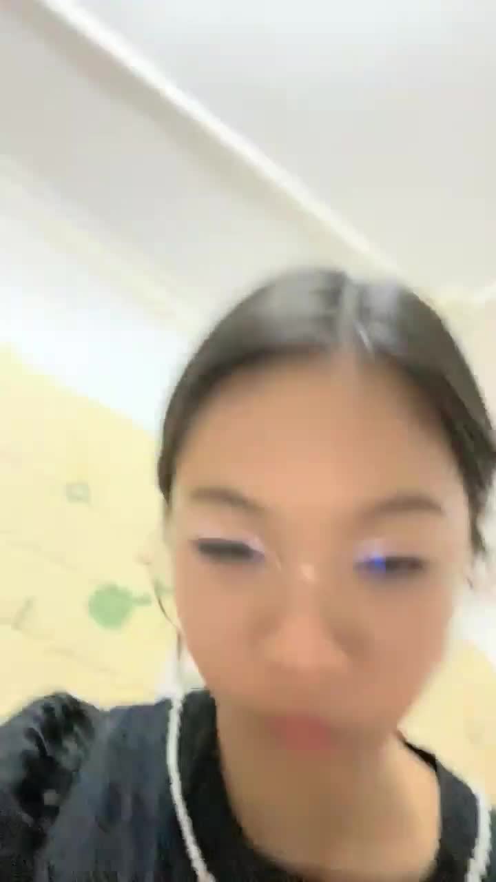 大一學妹反差妹下海直播20230626