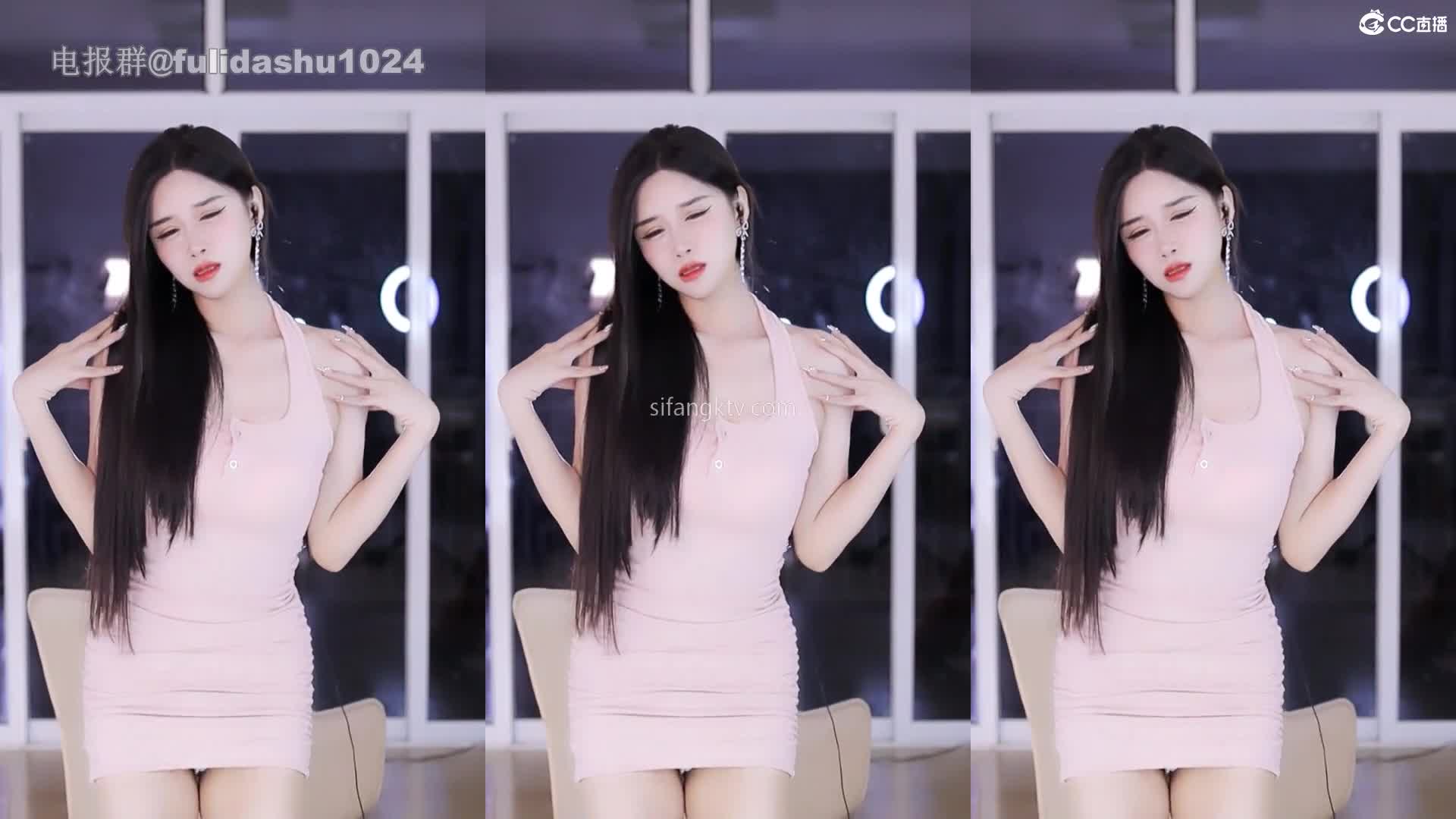 #小恩雅 #asmr #丝足 #视听 #挑逗 #诱惑 #桃涩俱乐部 点击此处看付费内容