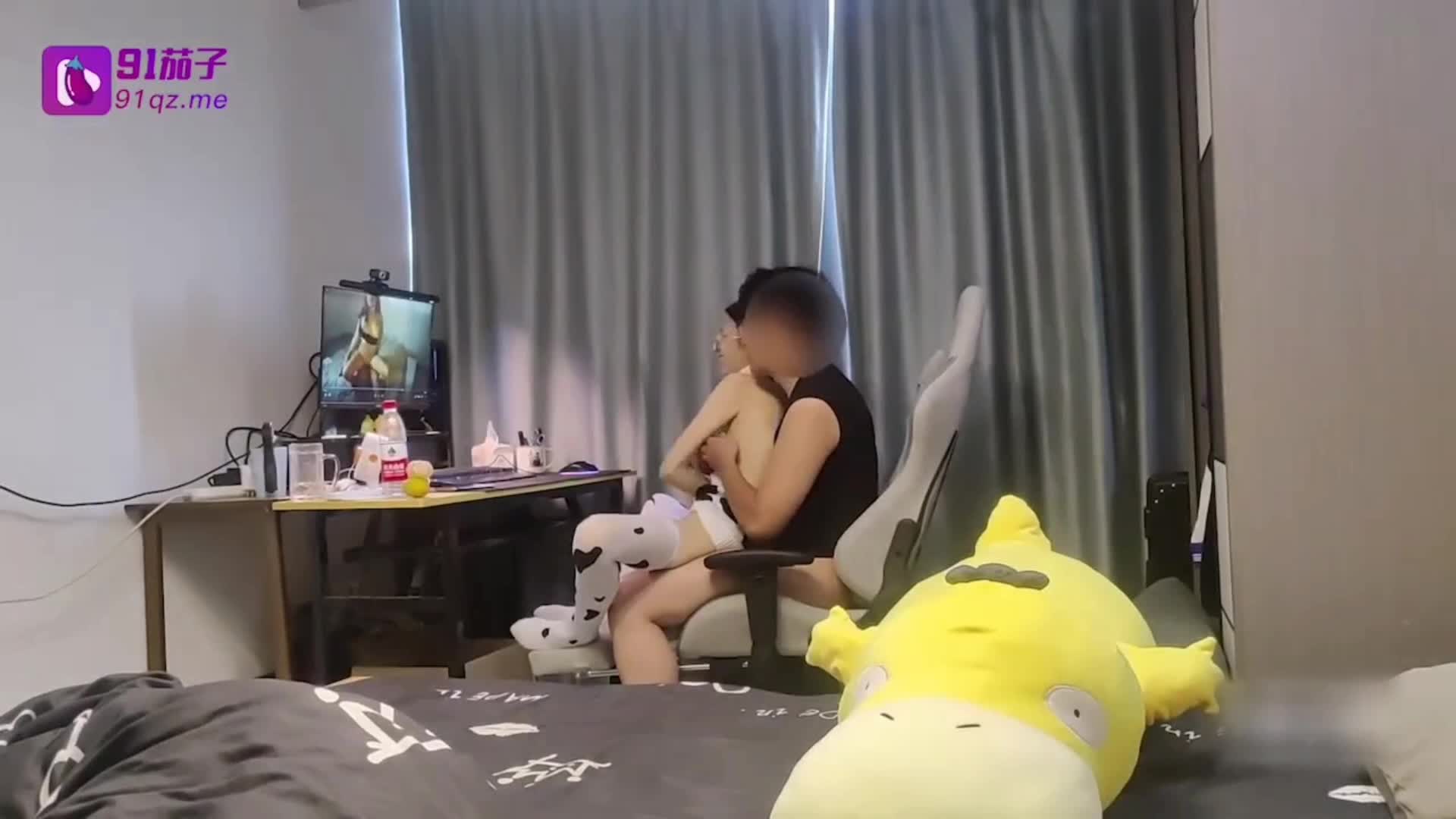 +bn-iuTuy-5YzZjdk 完整版视频入口点我