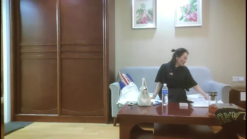 约操良家人妻,舔的骚逼喊想要不行了快操我骑乘位激情猛操,激情啪啪,干的真带劲#偷拍 #良家 #人妻 #出轨 #偷情 #熟女#精品
