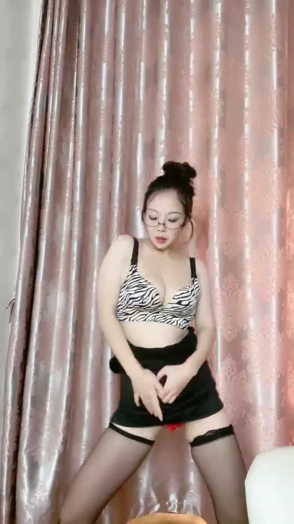 +bn-iuTuy-5YzZjdk 完整版视频入口点我