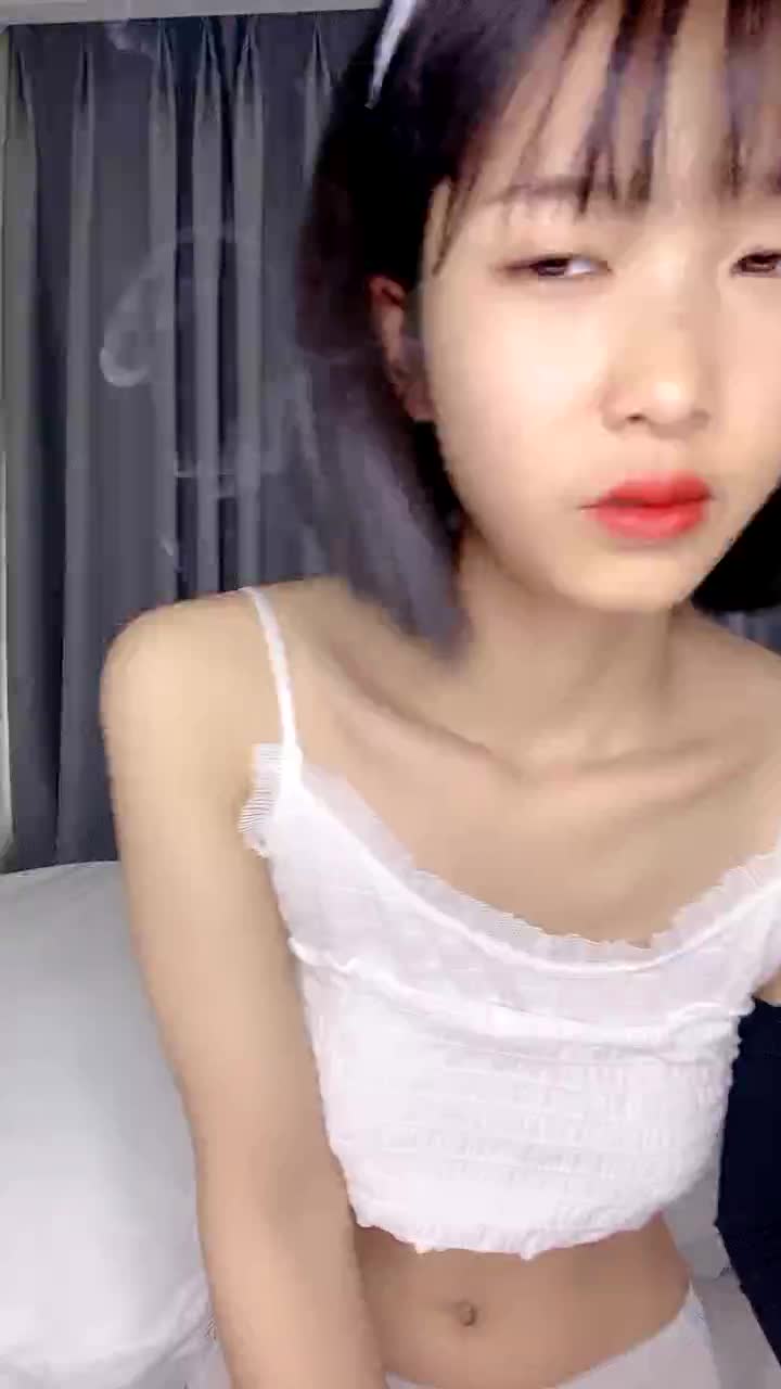 +bn-iuTuy-5YzZjdk 完整版视频入口点我