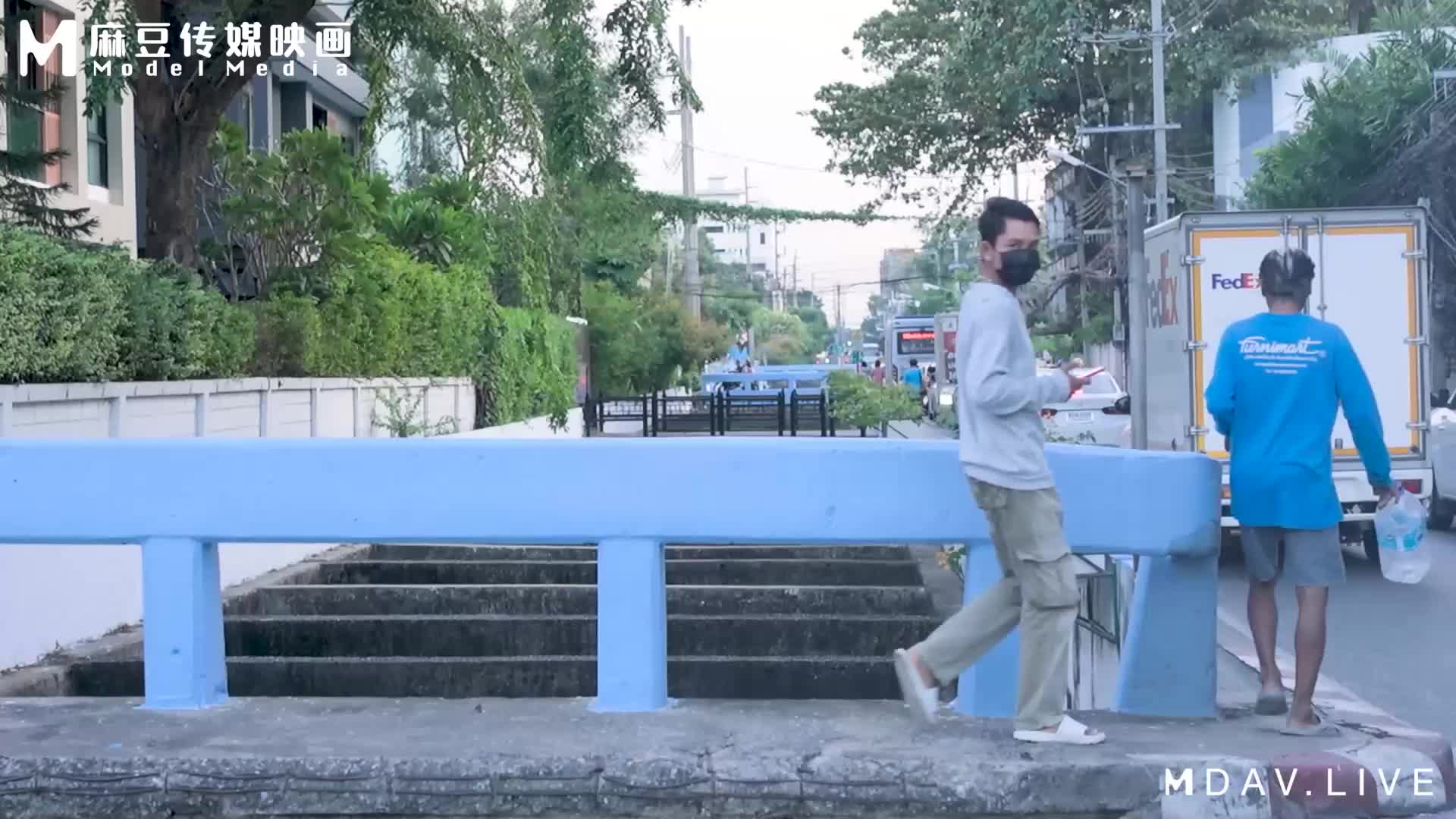 母女两侮辱流浪汉结果被闯入家中当着爸爸丈夫的面 #强奸----------------------------------------️更多精彩️防失联️
