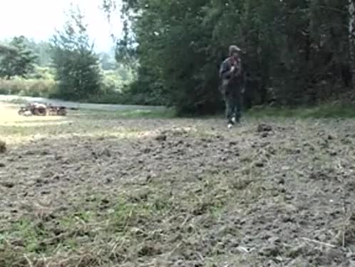 士兵在树林里 #轮奸 游荡的少妇----------------------------------------️更多精彩️防失联️