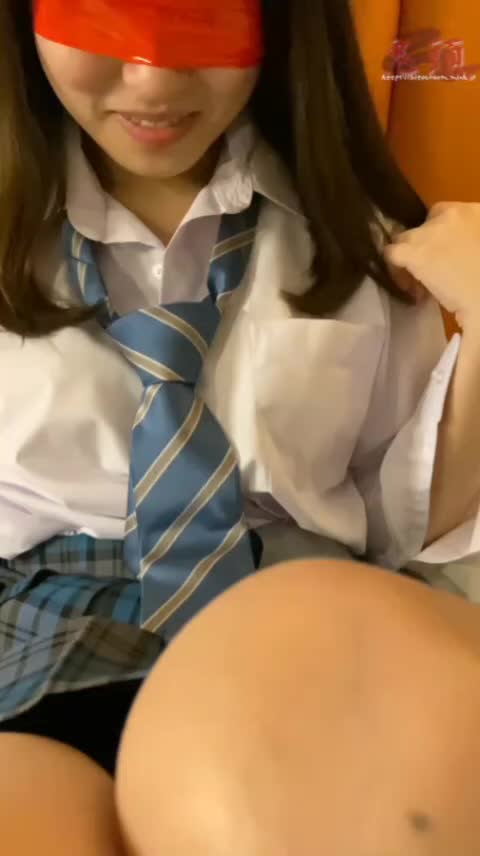 萌眼制服JK少女蕾丝内裤 自慰