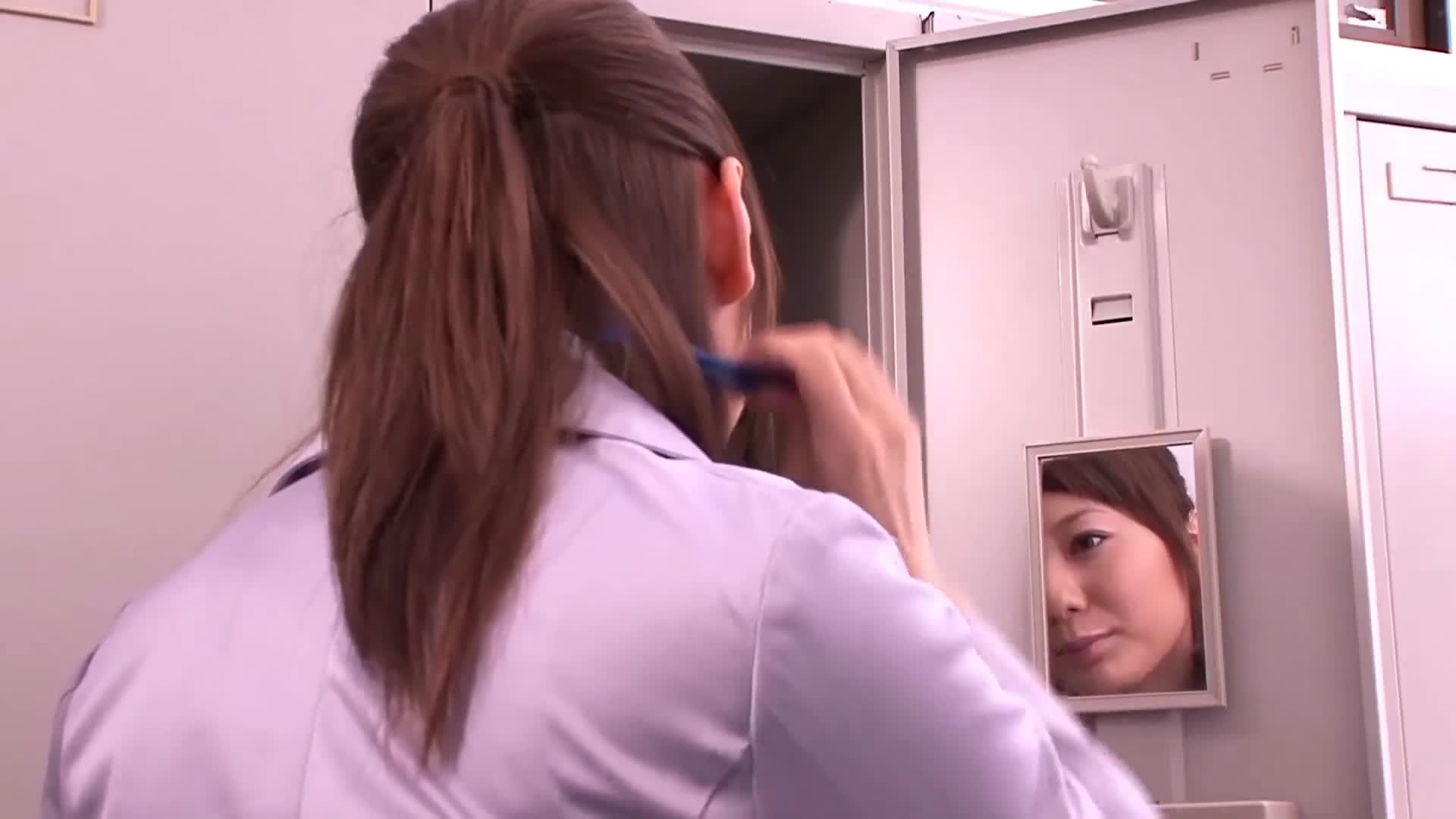 SOE-386 公司里很多人暗恋的女神其实是个受虐狂 麻美由真老板的秘书已经被老板开发出来了，你只管肏就行了！#强奸----------------------------------------️更多精彩️防失联️