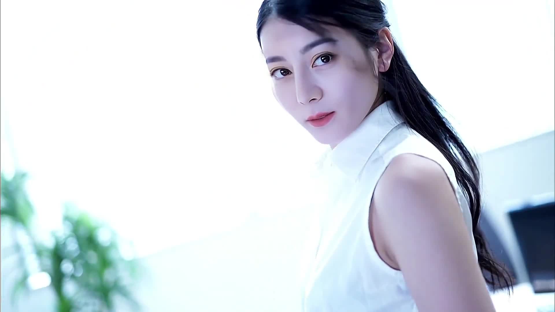 换脸让女神下海不是梦之【#迪丽热巴】情色剧情【黑丝制服OL爱骑乘】高清1080P原版