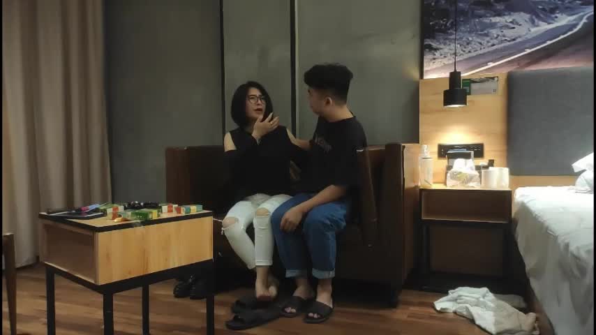 『第一色』 知性少妇大姐姐风骚诱人，把小伙谜的神魂颠倒全力输出 #探花