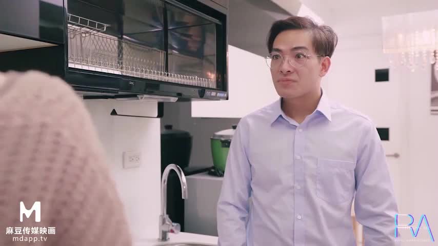 爸爸也尬一腳 姨姨被玩坏 #乱伦