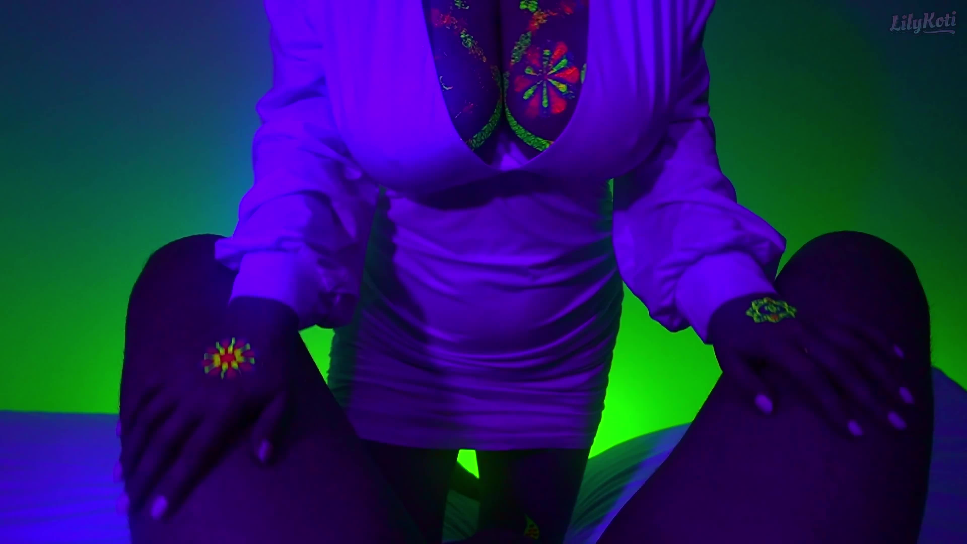 neon-titfuck-is-better-than-neon-party-lilykoti-p2160
