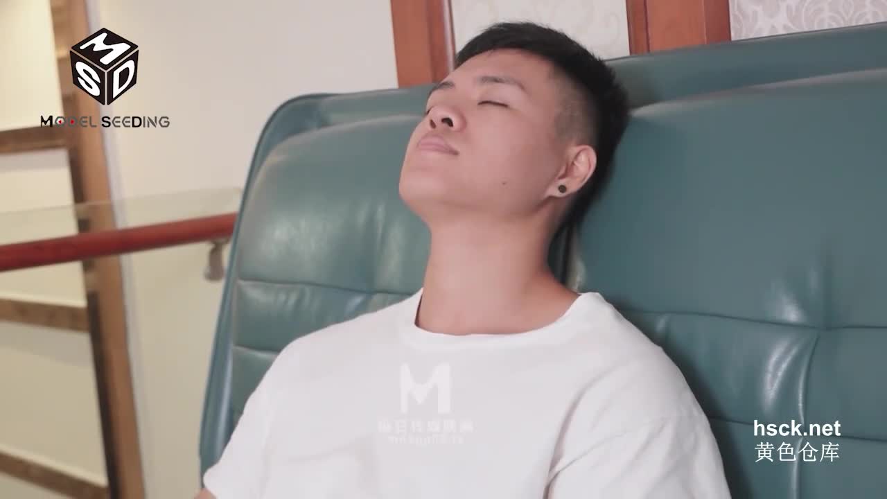 麻豆传媒映画，MSD-056.袁子仪.清纯少女邻居