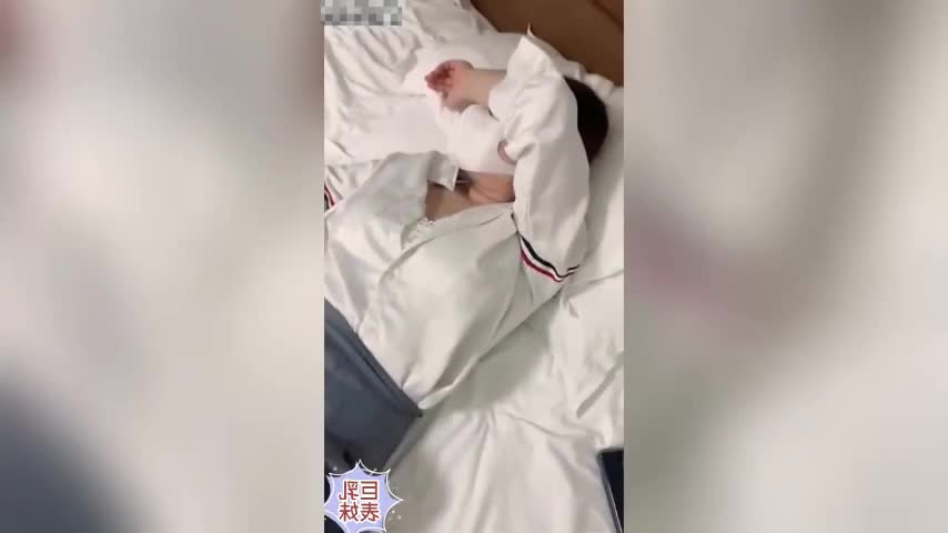 『第一色』 醉奸巨乳表妹中途醒来反抗从床上操到落地窗前 #迷奸 #乱伦#巨乳点此查看更多