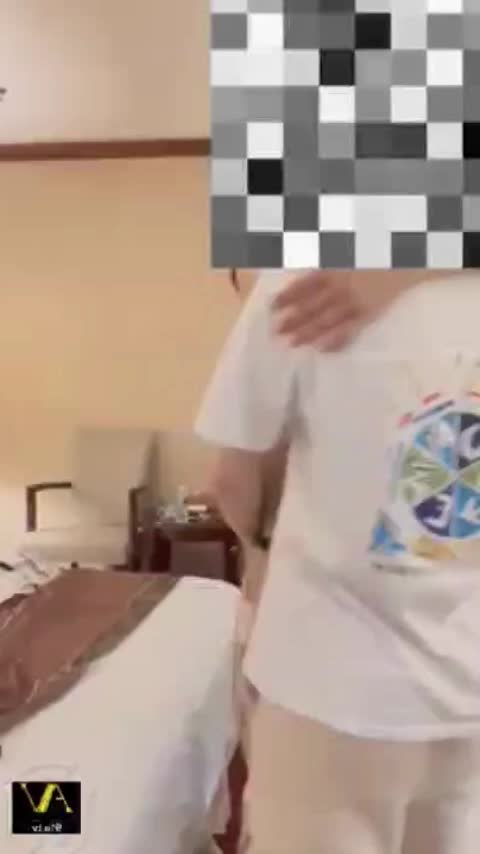 『第一色』和妹妹第一次开房放飞自我 性瘾妹妹做爱太疯狂操慢都不行 #偷拍 #乱伦