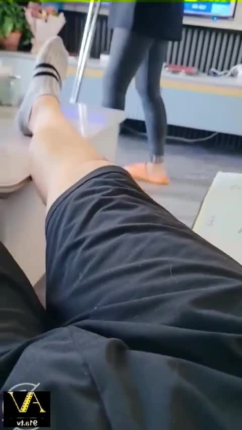 『第一色』离婚的姐姐心情不好与弟弟乱伦 #乱伦