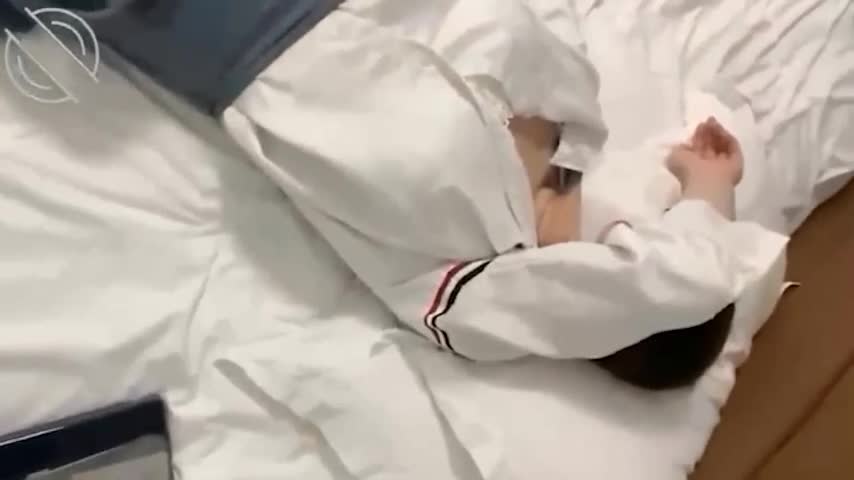 『第一色』 醉奸表妹，醉奸长腿黑丝巨乳表妹 #乱伦 #迷奸