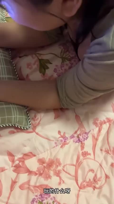『第一色』 广西贵港畜生哥哥竟对懵懂的亲妹下了毒手 #乱伦