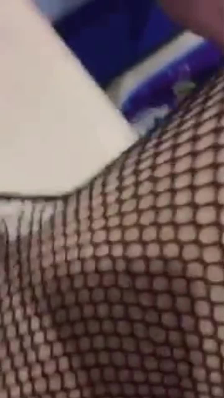 乱伦：东北52岁乱伦女王点此查看更多