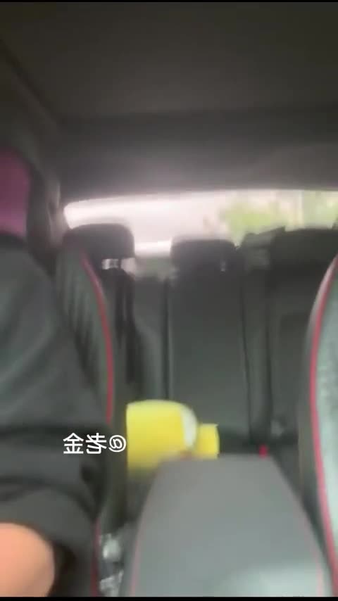 『第一色』 叔叔婶子外出，趁机下药迷奸妹妹，夜里进入偷偷妹妹房间发泄兽欲 #乱伦 #迷奸