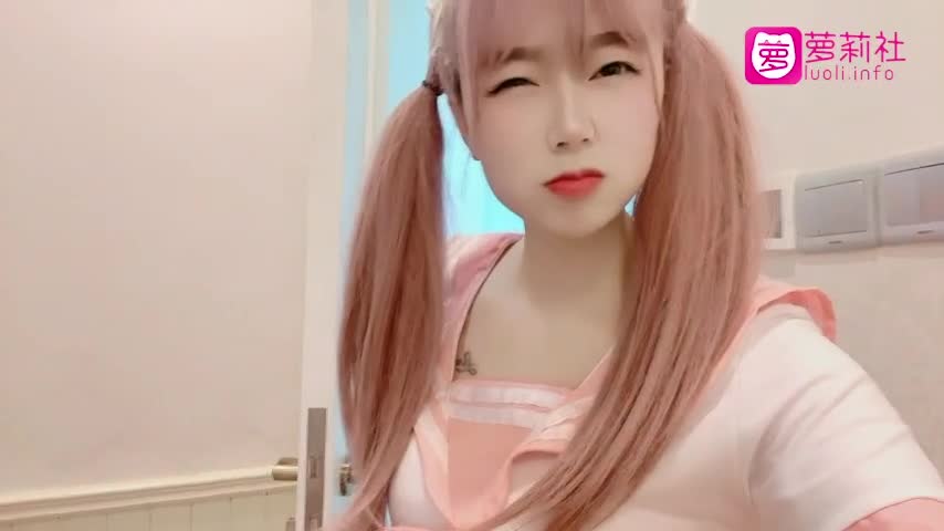 『第一色』兄妹乱伦 妹妹的蕾丝内裤真正香 #乱伦