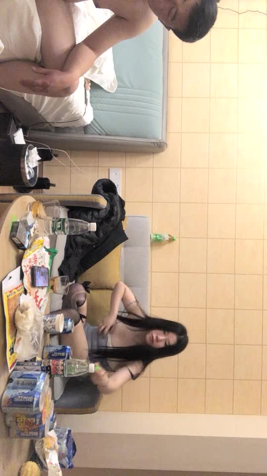 【#精童欲女666】12-28 第二场，两男一女，淫乱一整夜，风骚御姐被这俩猛男玩得够呛，骚穴始终空闲不了