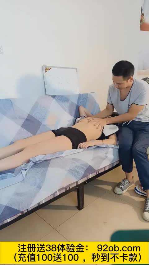 诱惑小嫂子出轨，家中沙发上做爱，前凸后翘让人喷鼻血的好身材 #乱伦 #嫂子 #母狗 #无套 #内射 #按摩 #偷情 #刺激 #福利点此查看更多