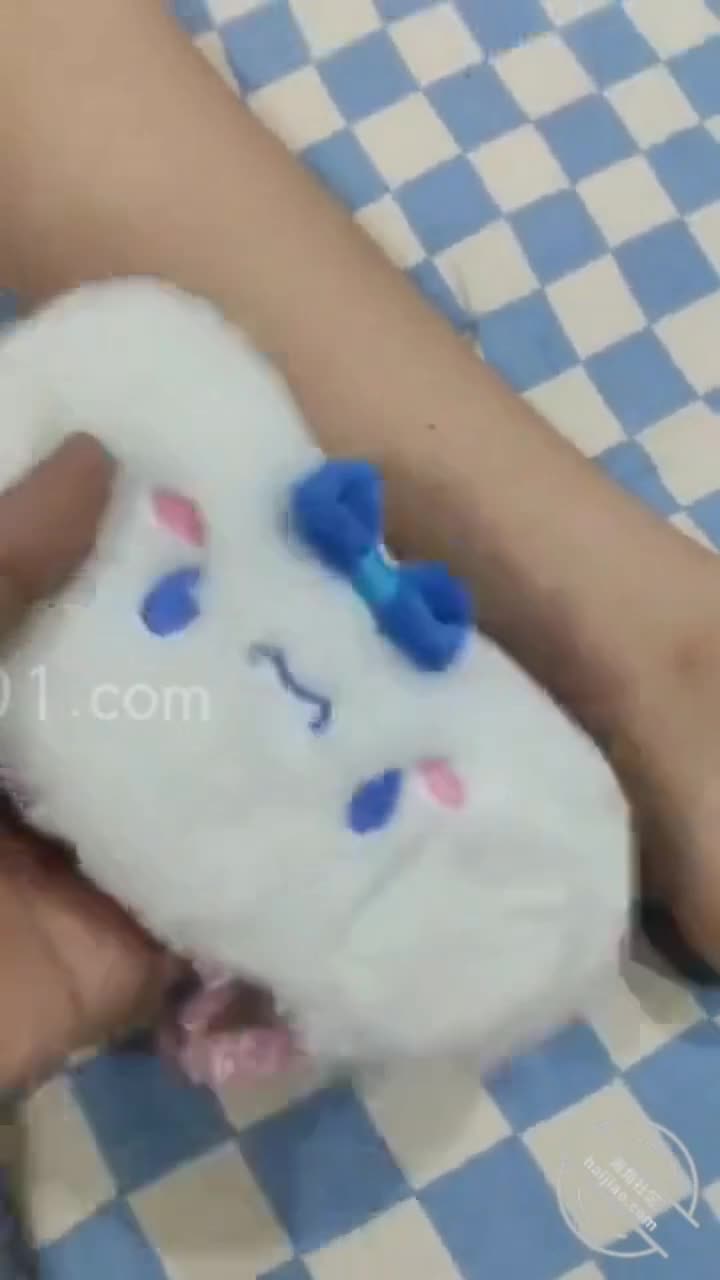 原创趁老妈不在家去女儿闺房口交一下 0815网站网址 851003#女儿婷宝的闺蜜团乱伦 父女 萝莉 少女看置顶免费进入福利频道可以看到完整版视频点击免费加入