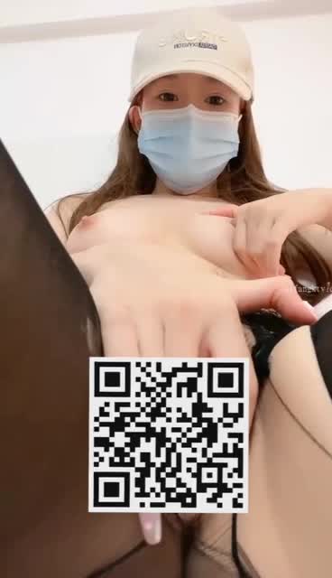#乔乔Loveee 极品大长腿 九头身纯情美少女下海大秀合集 情趣制服 艳舞裸舞黑丝诱惑 自慰勾引展示肥美粉穴 洗澡诱惑等等 新增4部4