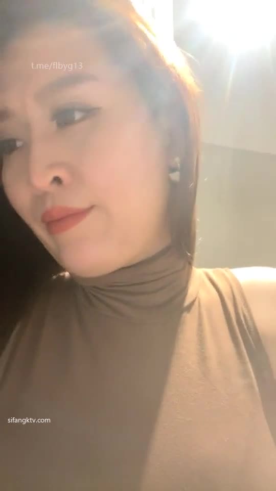 #牛奶秋刀姨 #抖音 #大尺度抖音网红 熟女 2速游VPN跑满千兆只做最快