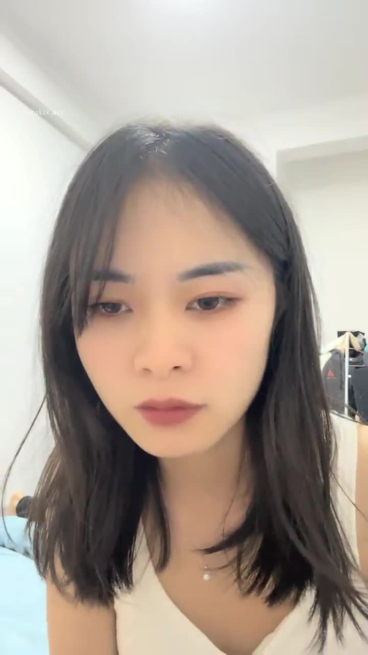 新人，高颜值小姐姐，标准的江南美女， #小蜜娜点此查看更多
