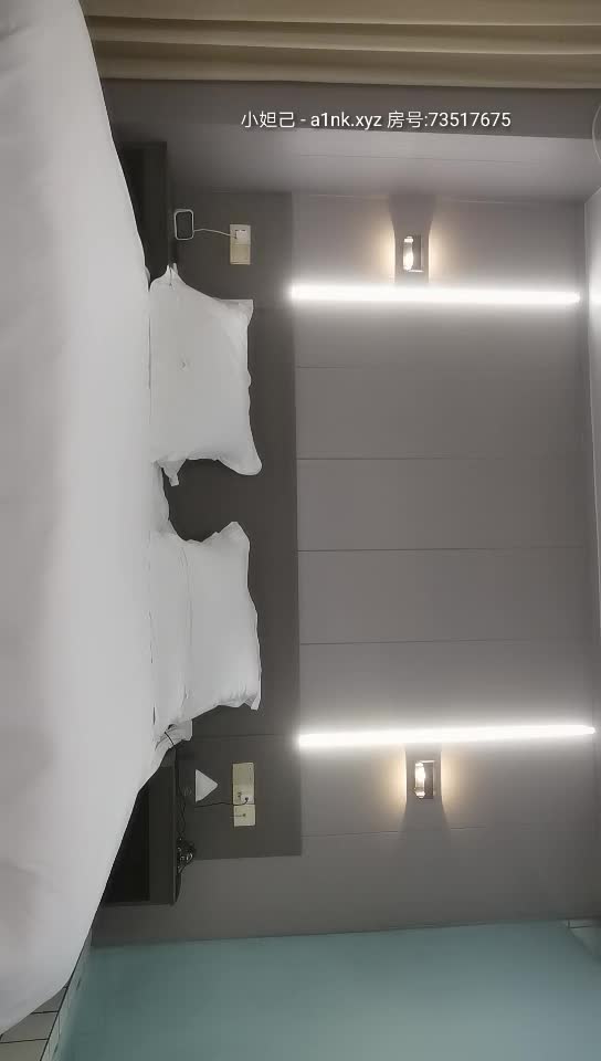 【探花野狼10号】00后兔牙萌妹小萝莉️U8国际-TG机器人即可玩【U8国际娱乐机器】