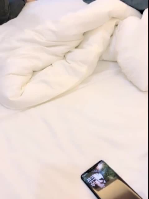 超人气主播1男4女舌吻口交啪啪8小时，场面震撼，空姐小萝莉各色美女各种乱搞秀，最好画质（1）【主要信息】#主播 #直播 #女同 #空姐 #美女 #黑丝 #丝袜 #颜值 #学生 #御姐U8国际-TG机器人即可玩【U8国际娱乐机器】