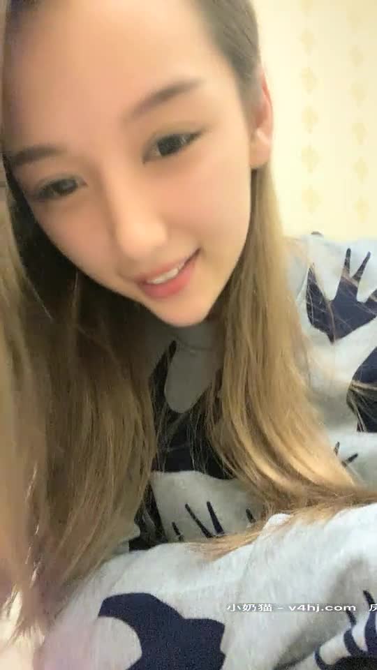 极品超高颜值女神【杨葱葱】点此查看更多
