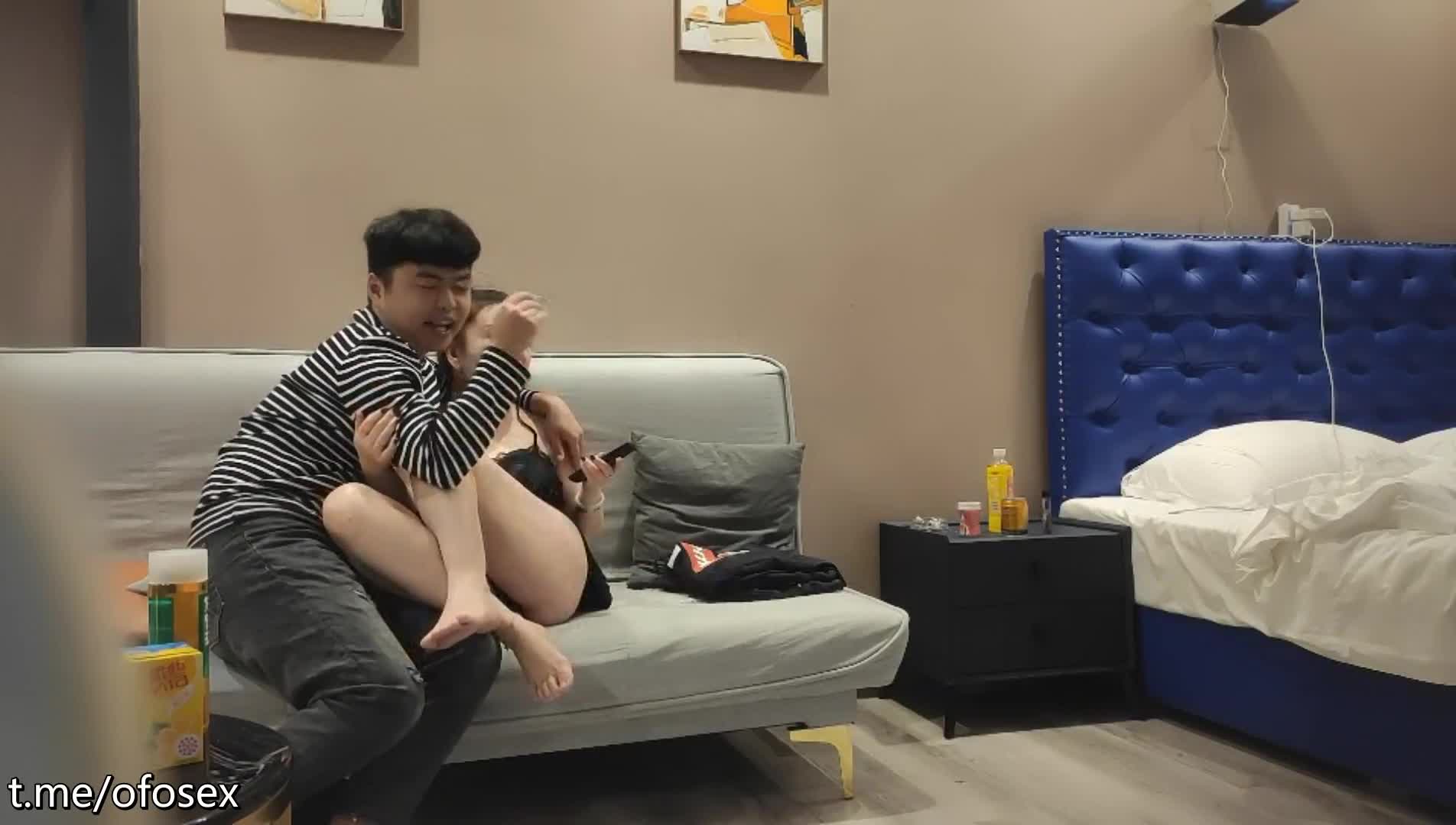 更多福利娱乐总部  探花偷拍  极品中文