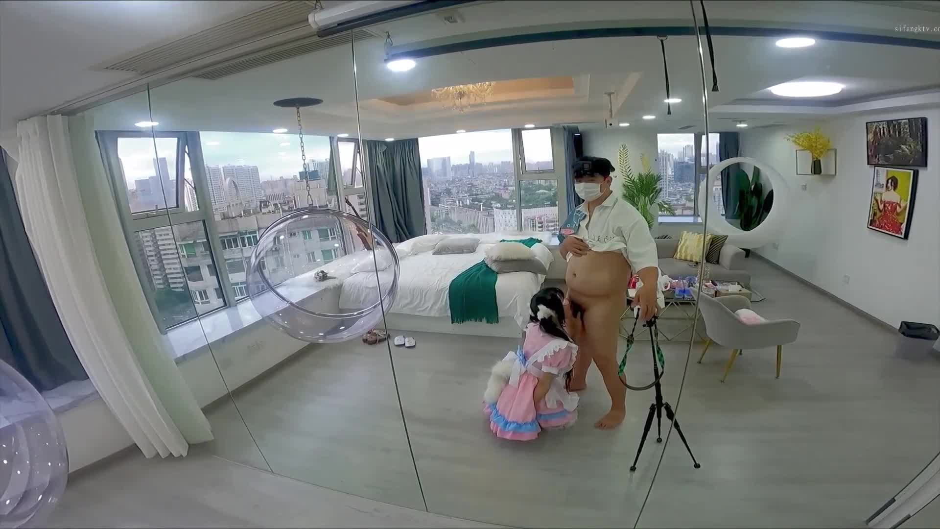 #喵喵酱   洛丽塔喵喵酱~穿各种制服被主人在各种场所怒顶花心  #lo娘 #萝莉 #双马尾 #丝袜 #白丝 #丝足 #黑丝 #洛丽塔 #Lolita点此查看更多