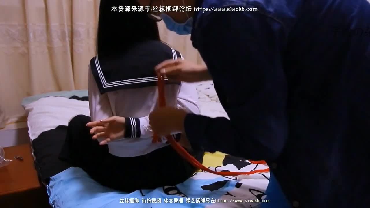 #绳艺 #窒息 #HUI HUI-11-半透明水手服 白丝 红绳驷马紧缚点此查看更多