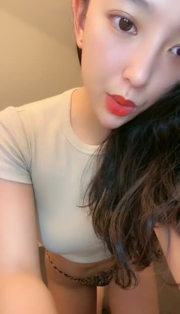 超美御姐 【Yves】合集，大美女道具喷水 北京海淀区极品女大学生~点此查看更多