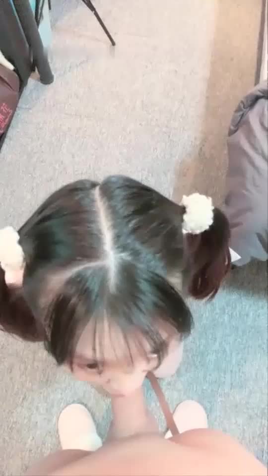 #草莓熊 高颜值E奶萝莉 深喉口交足交 和男友激情啪啪大秀合集