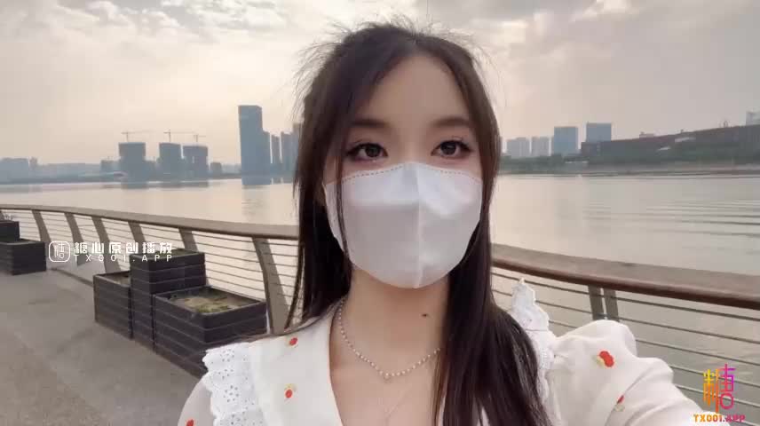 #国产 极品爆乳尤物【苏美奈】人体模特线下服务